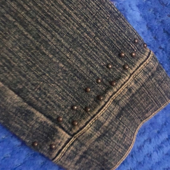 Two jackets. - Picture 7 of 7